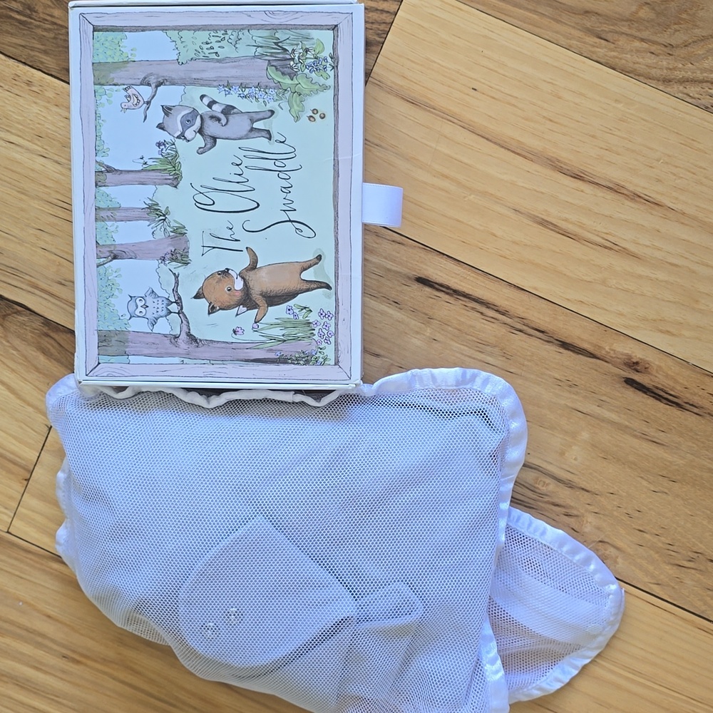 Ollie World Swaddle And BIB  - Gray Neevr Used , Damaged Box